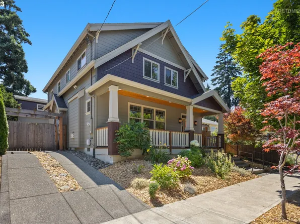 2116 NE Rosa Parks Way, Portland, OR 97211