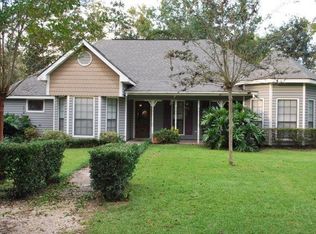 104 Sealcrest Dr, Picayune, MS 39466