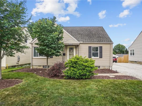 2834 10th St, Cuyahoga Falls, OH 44221