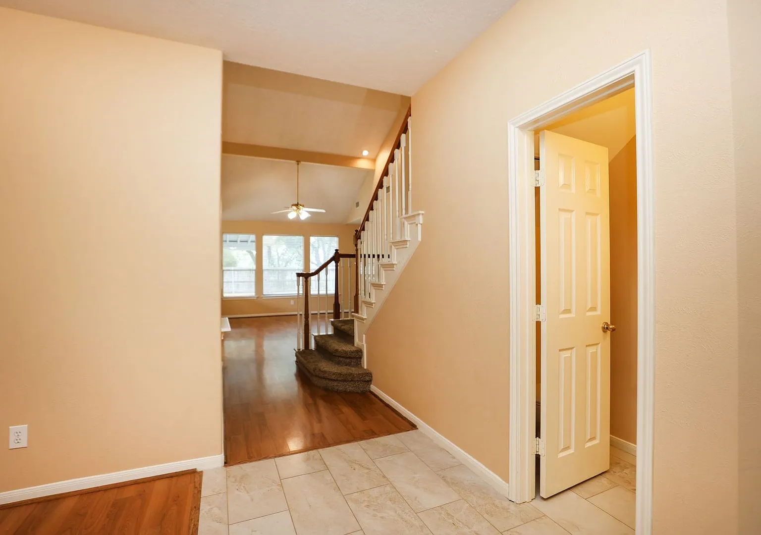 For Lease | 4 Bed, 2.5 Bath | 2, 274Sq Ft | Jamestown Colony | — Photo 3
