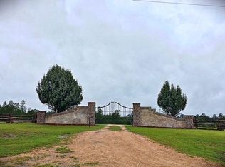 199 Luther Saucier Rd, Lumberton, MS 39455