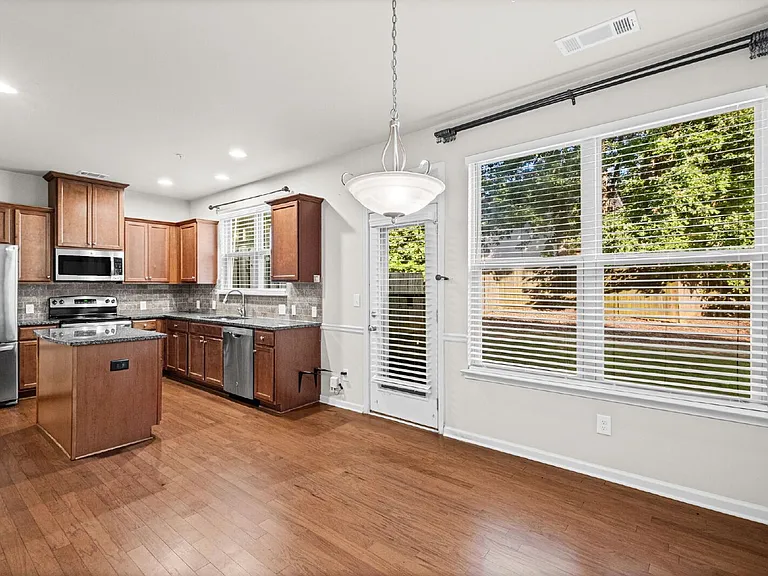6222 Story Cir — Photo 15
