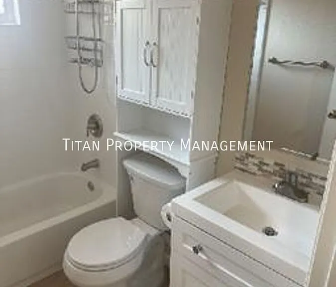7225 Camel Rock Way — Photo 13