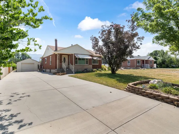 5451 S Avalon Dr, Murray, UT 84107