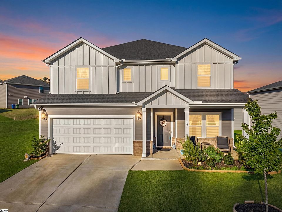 1st image of 107 Lorca Dr