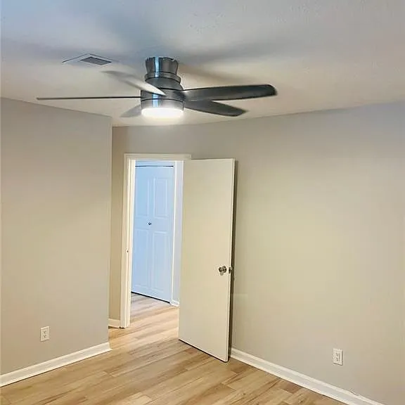 1455 Bryan Ave #B — Photo 16