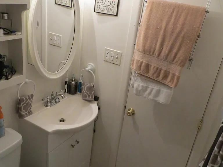 116 Woodland Ct — Photo 12