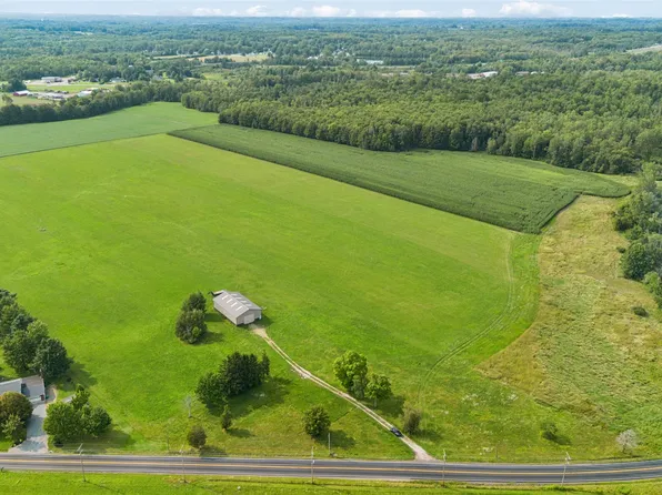 3750 Reichert Rd, Erie, PA 16509