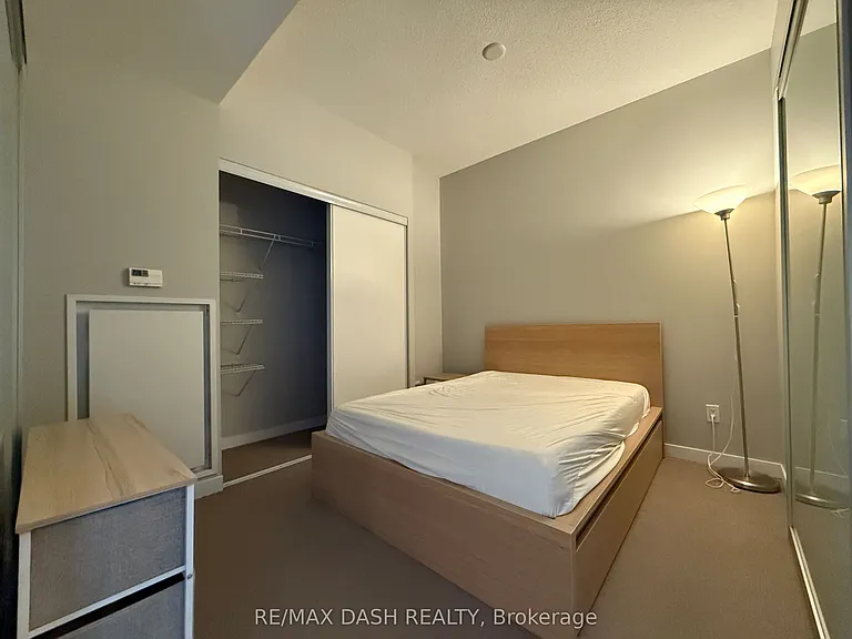 55 E Liberty St #918 — Photo 17