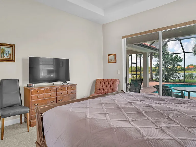 257 Montelluna Dr — Photo 9