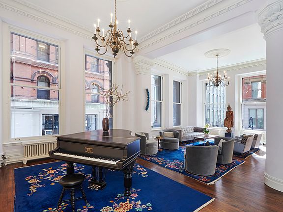 5th image of 145 Nassau St APT 2D