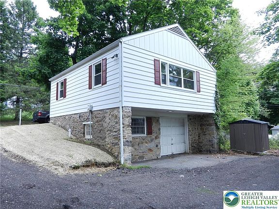 4th image of 1244 Seidersville Rd