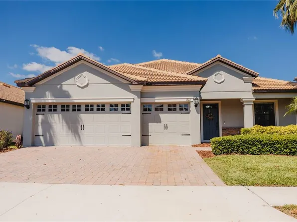 1302 Moss Creek Ln, Davenport, FL 33896