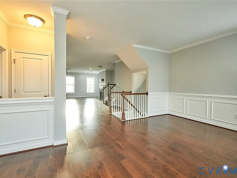11458 Hayloft Ln — Photo 26