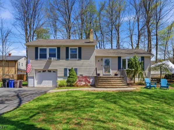 6 Woodport Ave, Jefferson Twp., NJ 07849