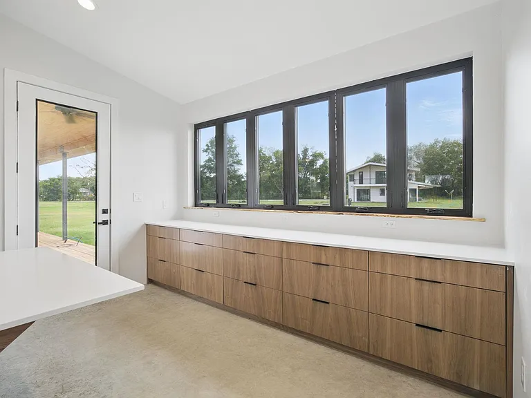 1800 Man O War Dr — Photo 17