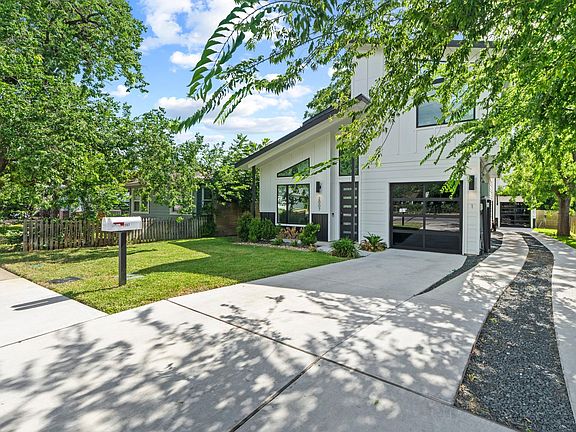 4th image of 2007 Chestnut Ave #1