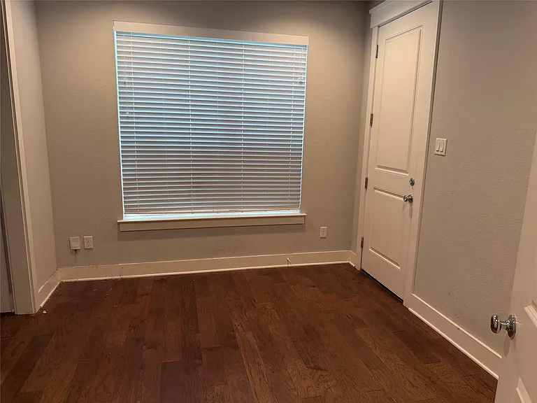 902 Martin St #A — Photo 13