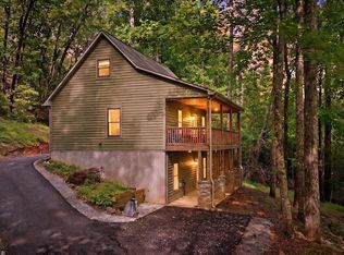 4 Matthews Creek Ln, Cleveland, SC 29635