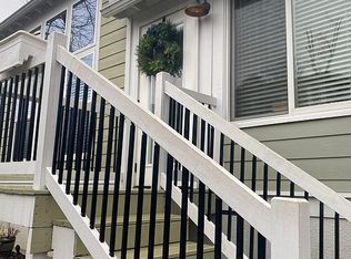 320 Simply Less Circle Lake Walk, Greer, SC 29651