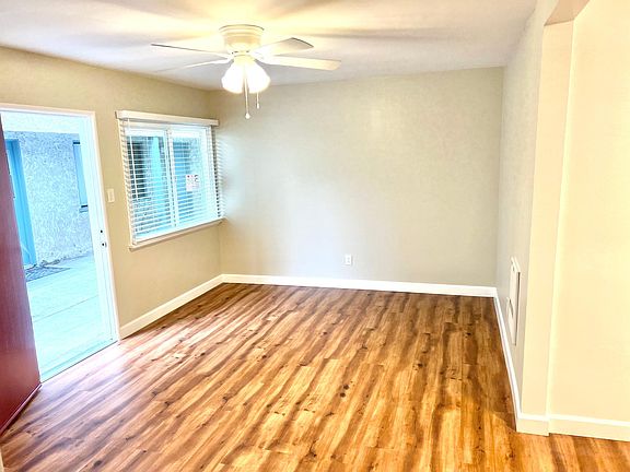 4th image of 5211 E Ocean Blvd APT 4