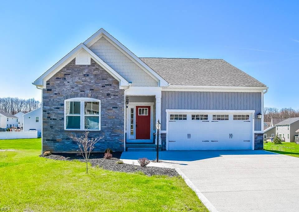 1st image of 126 Glenridge Cir