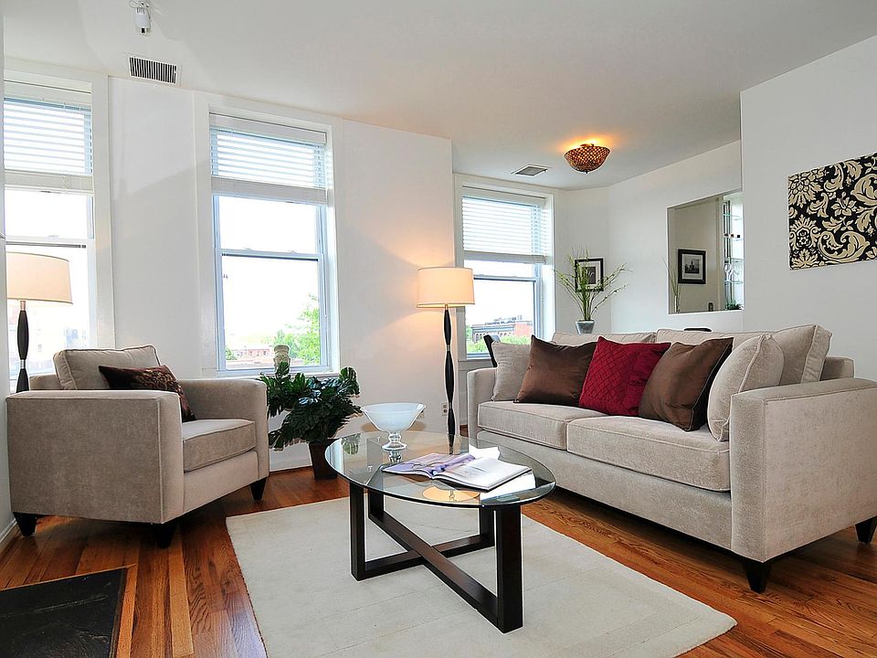 Living room with views over the studio theatre