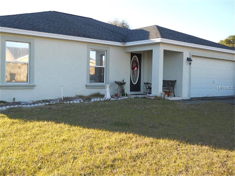 1st image of 4745 Acorn Dr