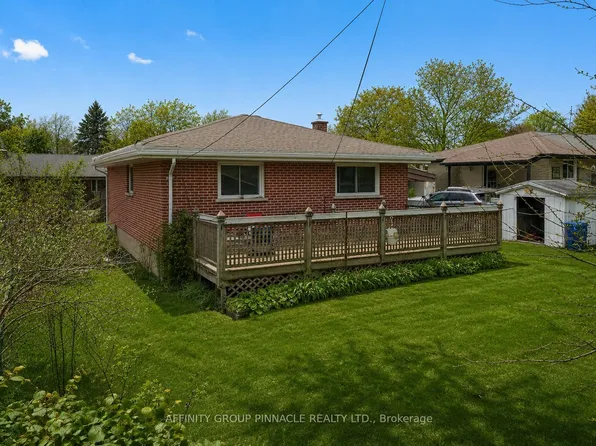 1096 Barnardo Ave, Peterborough, ON K9H 5X2