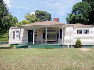 1304 S Petty St, Gaffney, SC 29340