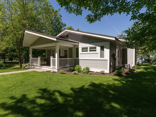 39989 Clearmont Rd, Battle Lake, MN 56515