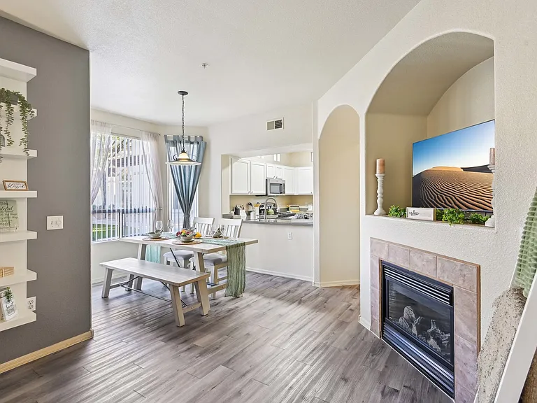 C1D Living room to dining