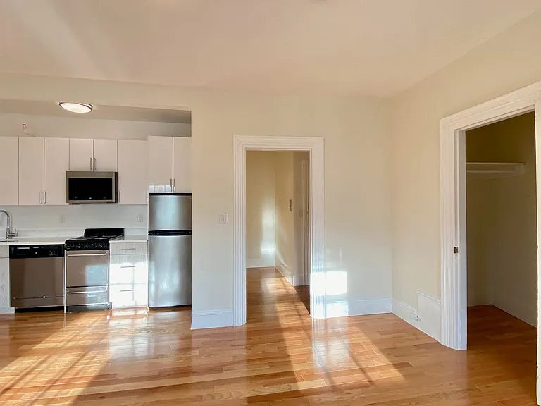 92 Charles St #5 — Photo 18