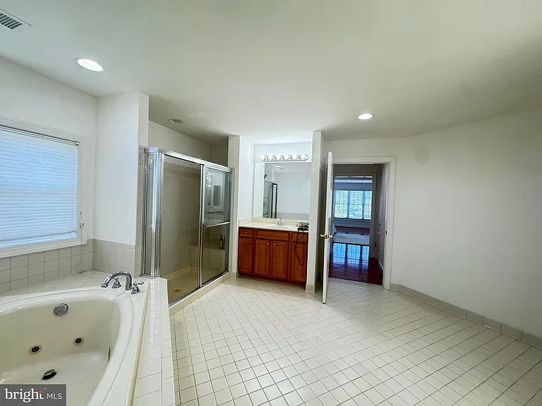 5117 Sante Fe Ct — Photo 45