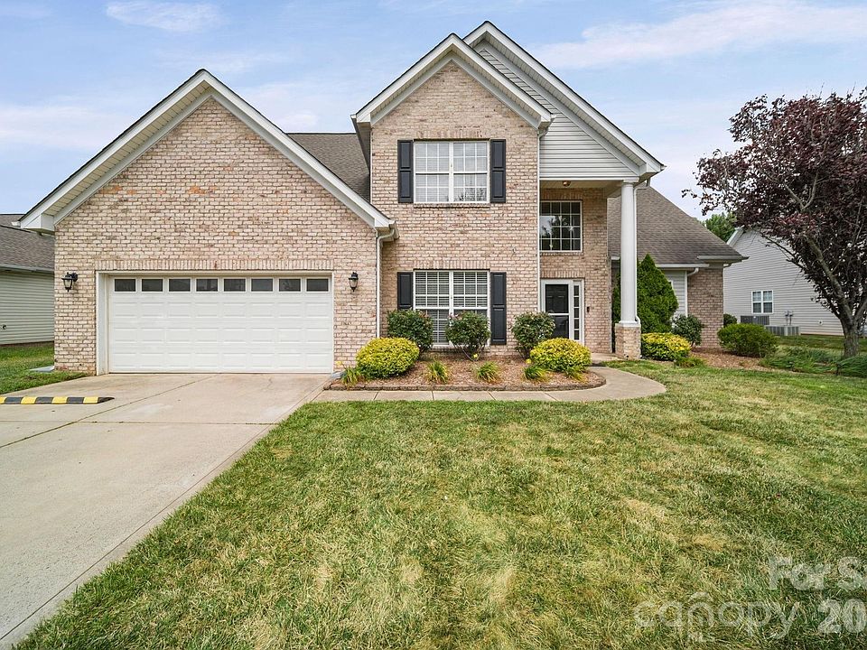 1st image of 4018 Waxwood Dr