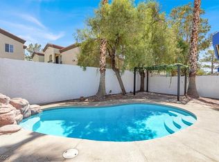 7090 Knoll View Dr, Las Vegas, NV 89119