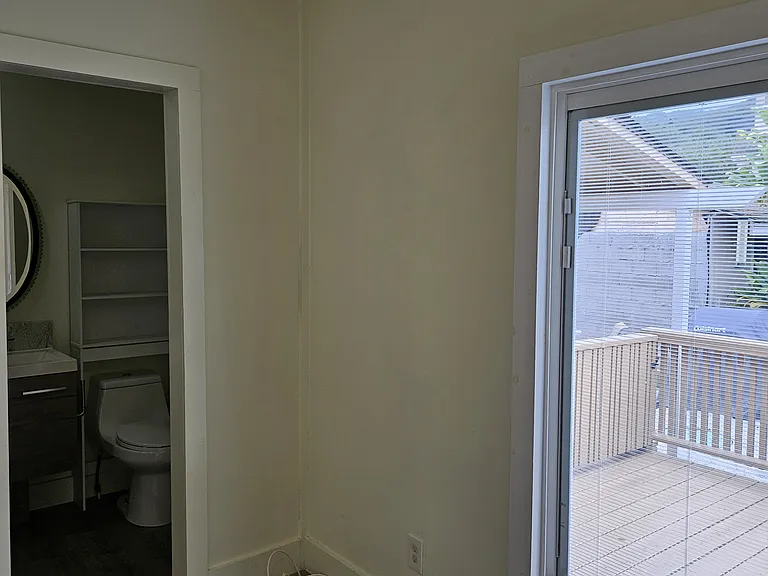 37 Kuhinia St #A — Photo 7