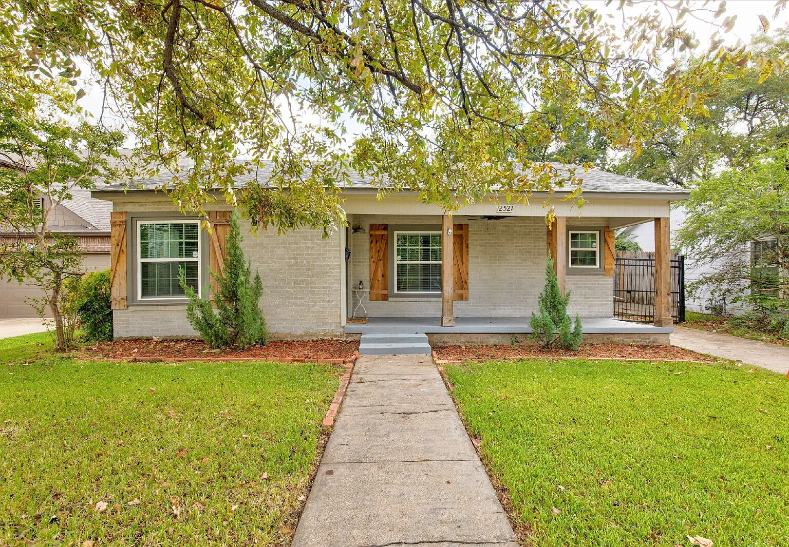 3 bed, 3.0 bath, 1849 sqft, $3,250 — Photo 1