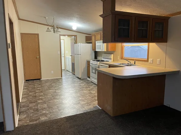 34 White Oak Dr #135, Coopersville, MI 49404