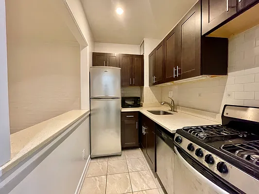 Rented by CITY SPHERE | media 10