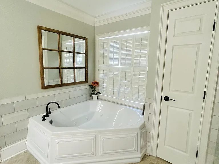 401 Wyndham Hall Ln — Photo 29