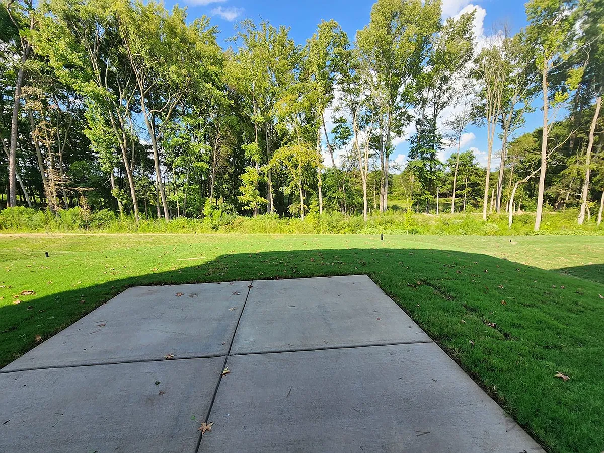 Building Photo - 2536 Blue Sky Meadows Dr