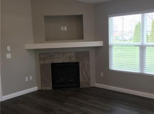 3366 Rivers Edge Dr, Perrysburg, OH 43551