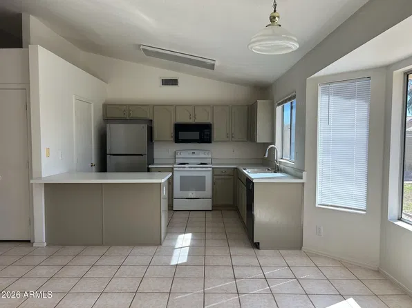 13323 E Butler St, Chandler, AZ 85225