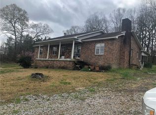 5684 W Hickory Grove Rd, Letohatchee, AL 36047
