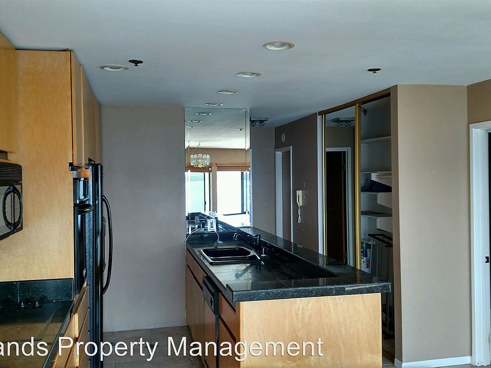 1st image of 4007 Everts St Unit 4E