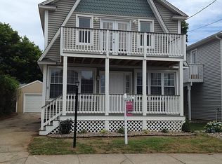 35 Coolridge Rd, Milford, CT 06460