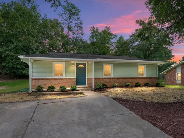 529 Solar Dr, Raleigh, NC 27610