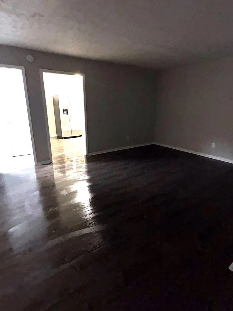 1107 Biddle St. — Photo 1