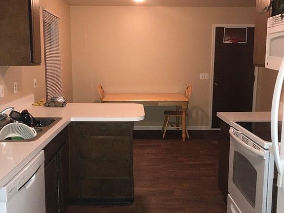 5th image of 6077 Coventry Dr